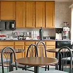 Quality Inn Chesterton Near Indiana Dunes National Park I-94 