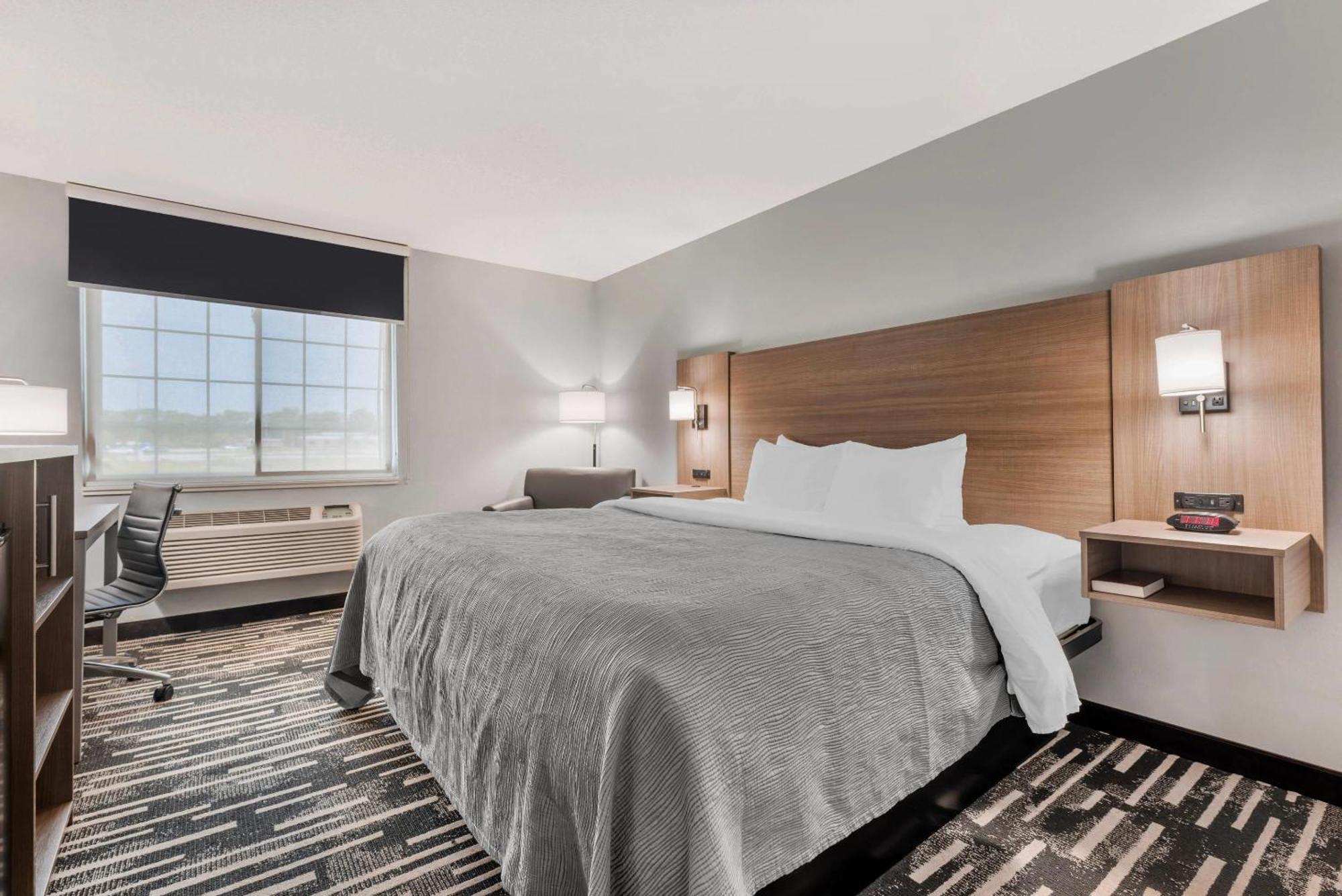 Quality Near Indiana Dunes National Park I-94