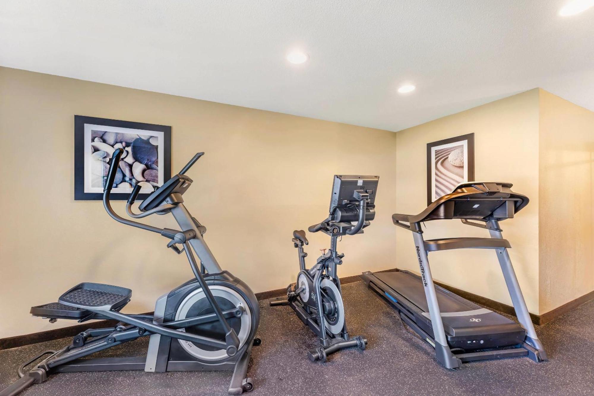 Quality Near Indiana Dunes National Park I-94 Inn 2*